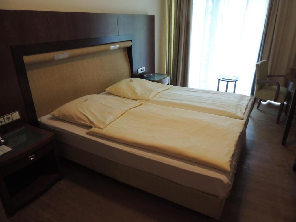 Royal Inn Kolín nad Rýnem Pokoj fotografie